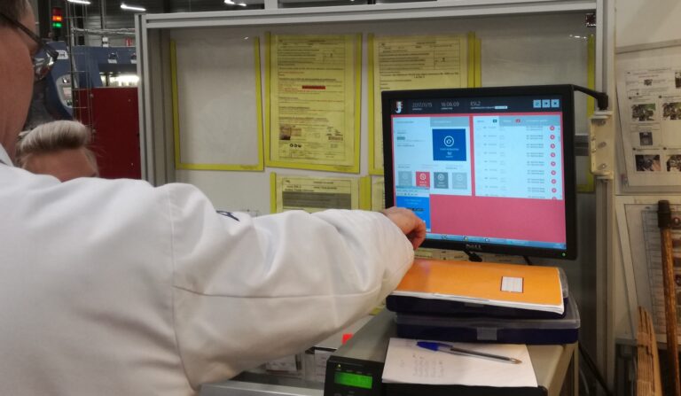 Manufacturing software by Productoo